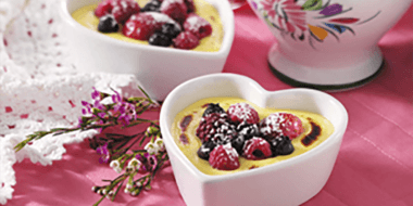 Warm Berry Cream Pudding - L